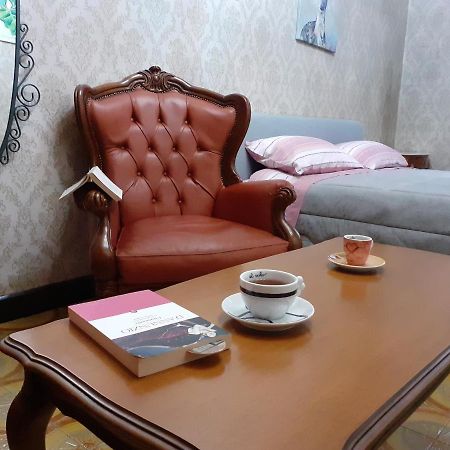 Meneghina House Appartement Milaan Buitenkant foto